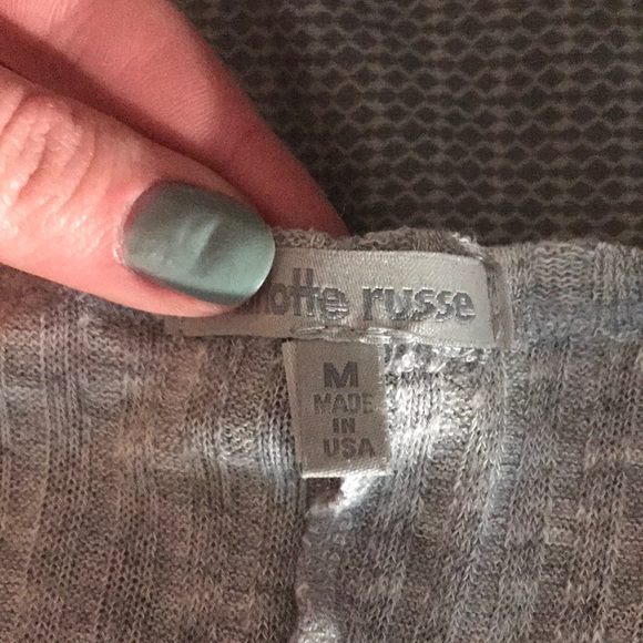 CHARLOTTE RUSSE Cover-Up - Picture 2 of 4